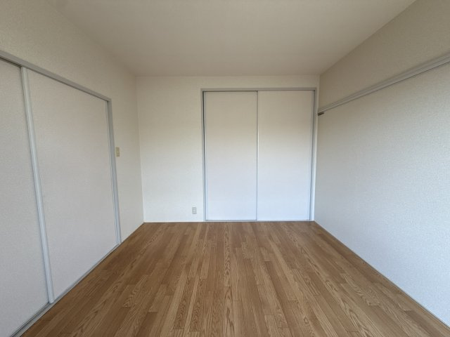 ディアス宮脇Ｂ棟の寝室