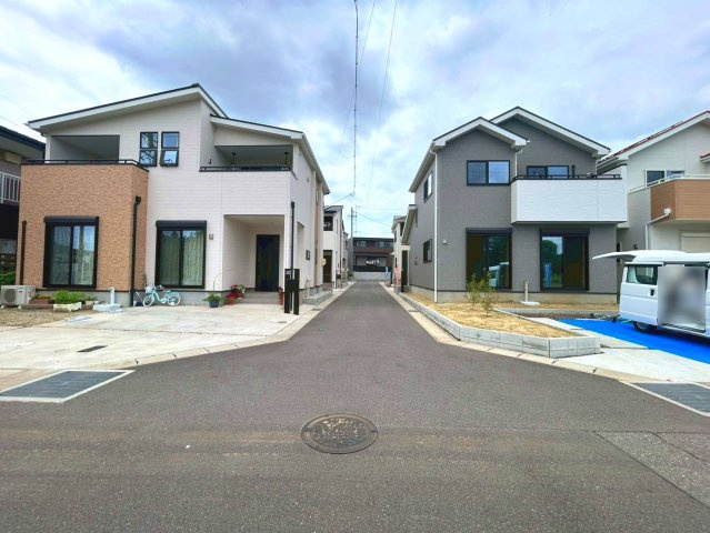 新築戸建　江南市宮後町砂場東　全10区画分譲の前面道路含む現地写真|現地の前面道路の写真です。