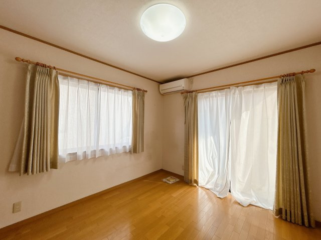 中古戸建　郡山市喜久田町字菖蒲池　喜久田小・喜久田中の洋室|【現況販売】