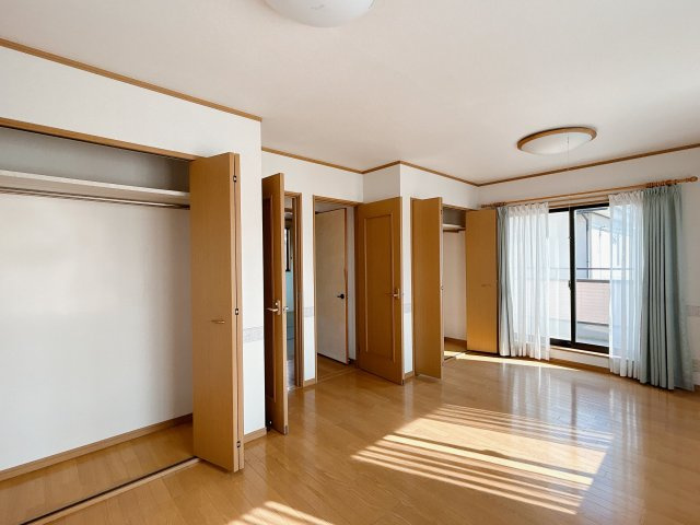 中古戸建　郡山市喜久田町字菖蒲池　喜久田小・喜久田中の洋室|【現況販売】