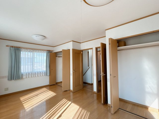 中古戸建　郡山市喜久田町字菖蒲池　喜久田小・喜久田中の洋室|【現況販売】
