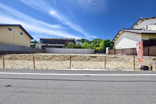 伊丹市緑ケ丘３丁目建築条件無し売土地の外観|住まいづくりの可能性が広がる売土地です。周辺環境や敷地条件を活かしながら、自分たちらしい住まいを計画できるのも魅力のひとつ◎皆様からのご連絡を心よりお待ちしております！
