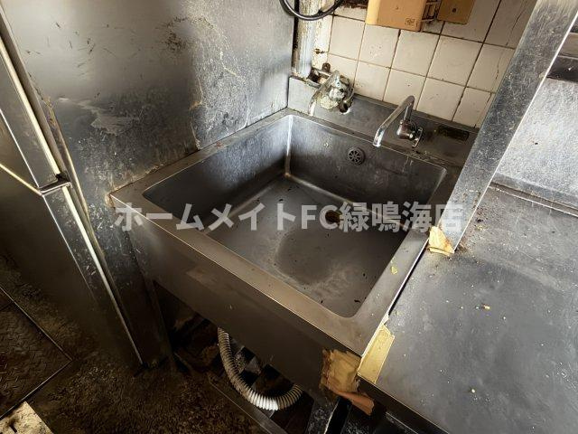 浦里１店舗(P2台込)の浴室