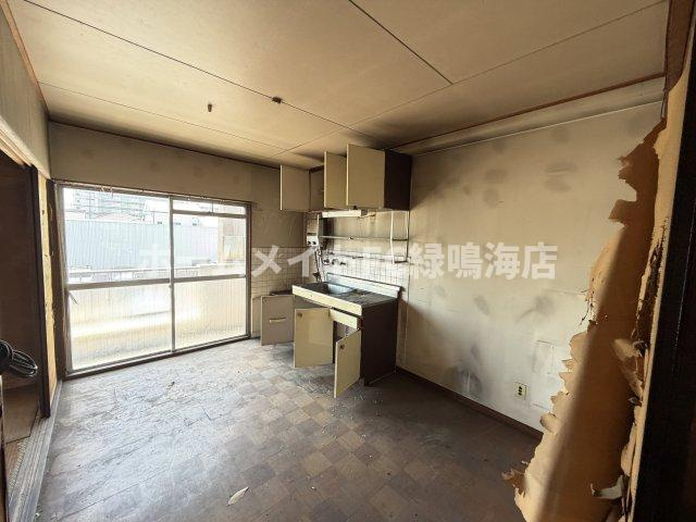 浦里１店舗(P2台込)のロビー
