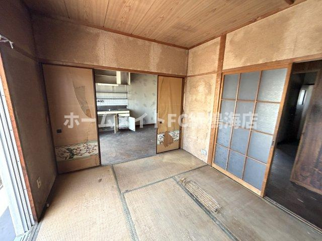 浦里１店舗(P2台込)のロビー