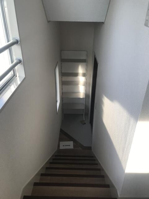 ＮＣ　ＦＬＡＴの玄関