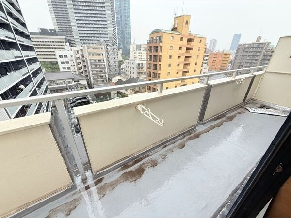 ロイヤル山崎のバルコニー