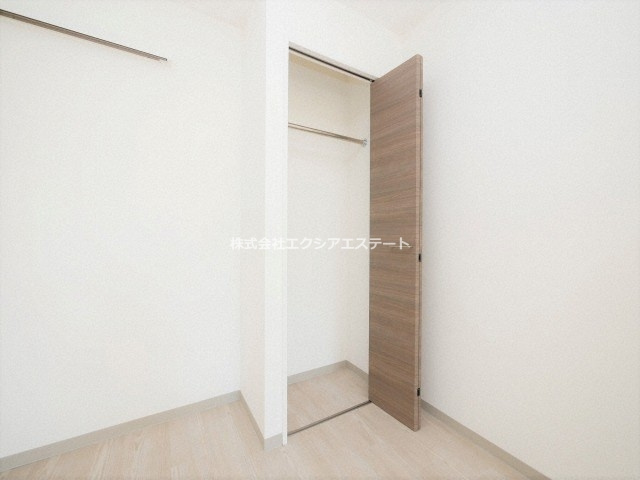 グランディスタ谷町9丁目の収納