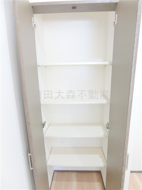 羽田2丁目戸建1号棟の設備|キッチン収納