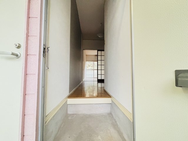 サンハイツ中村の玄関