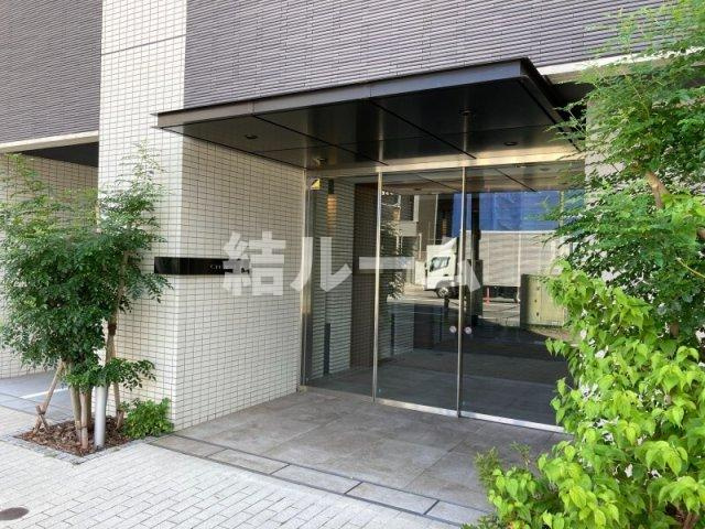 北区王子２丁目の賃貸マンションのエントランス