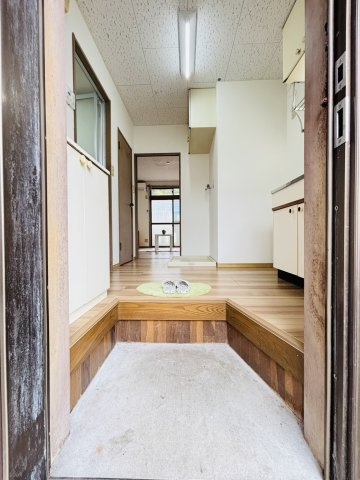 太宰府市石坂２丁目の賃貸マンションのエントランス|同建築会社施工物件