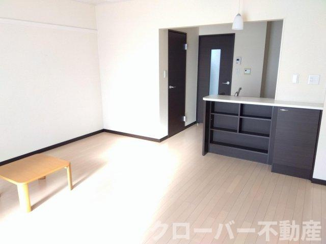 レオネクストパルミオーレ南の居間・リビング