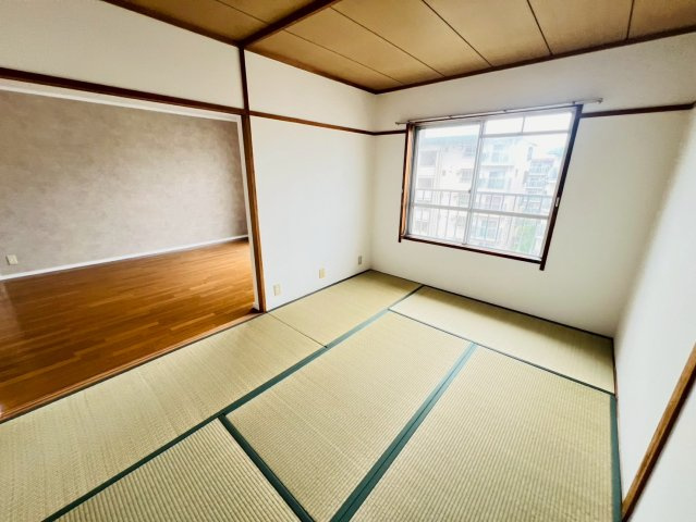 名谷１９団地83号棟の子供部屋