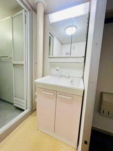 名谷１９団地83号棟の洗面所
