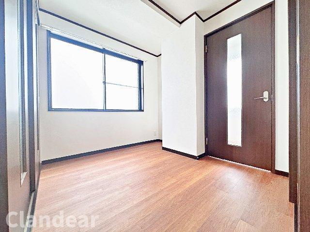 アイディパレス保木間の寝室|ドキドキの新生活も、安心してスタート。ぴったりの住まいを見つけませんか？クランディアが一緒に住まい選びをサポートします‼　まずは、お気軽にお問合せください　＃クランディア