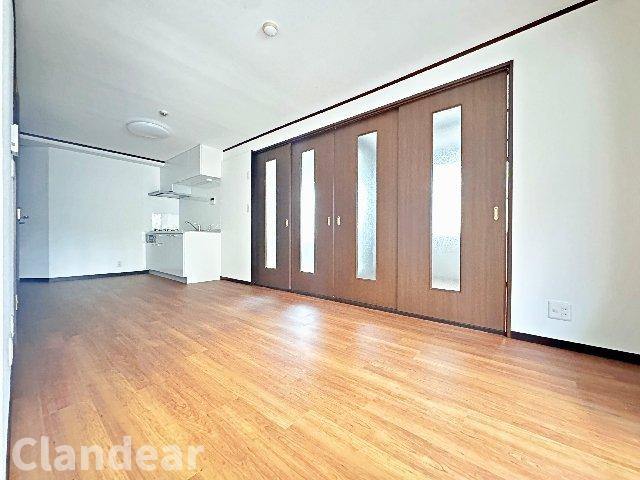 アイディパレス保木間のキッチン|ドキドキの新生活も、安心してスタート。ぴったりの住まいを見つけませんか？クランディアが一緒に住まい選びをサポートします‼　まずは、お気軽にお問合せください　＃クランディア