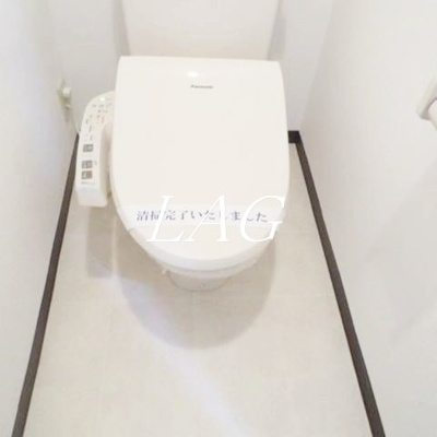 【トイレ】 | サル・ドュ・セジュール | トイレです。