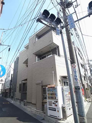 【外観】 | ラビット・イヤー・アイリス
