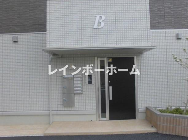 クリスタ　Bのエントランス