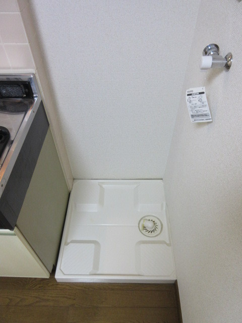 ガーデンハイツ志村の内装|★防水パン付きの室内洗濯機置場★