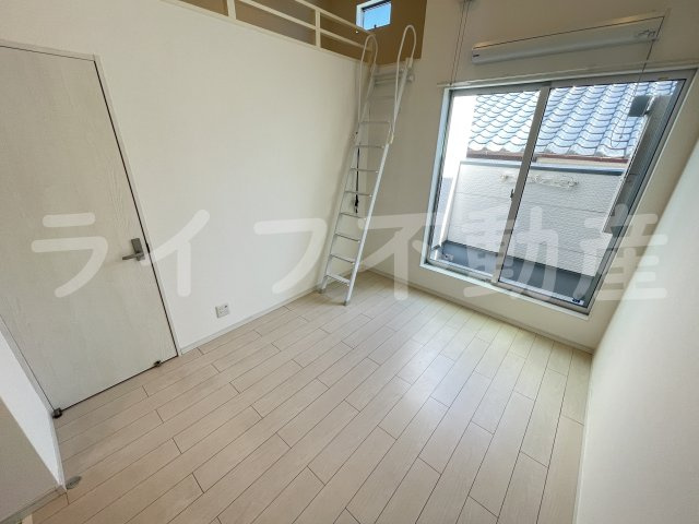 サングレイス花園の洋室|きれいな洋室です