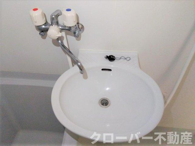 レオパレスキララの洗面所