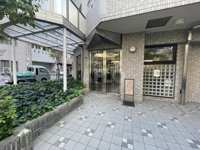 レジオン阿波座 堀江小学校のエントランス|レジオン阿波座　　エントランス