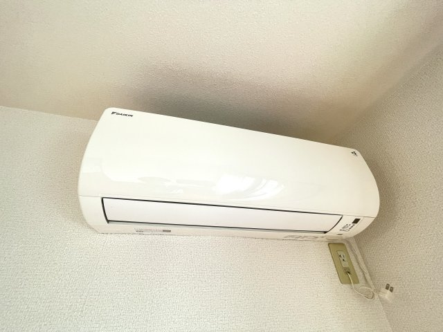 シャーメゾンオカムラの設備|※リフォーム前の写真です。