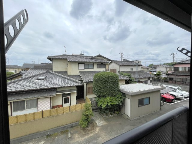 シャーメゾンオカムラの展望