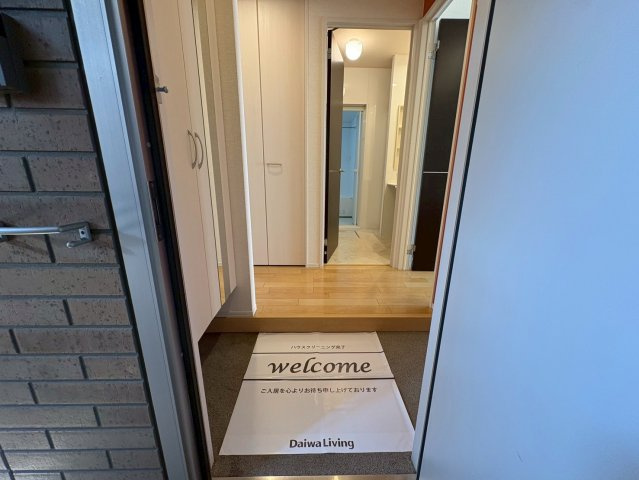 フルール　ポワールの玄関
