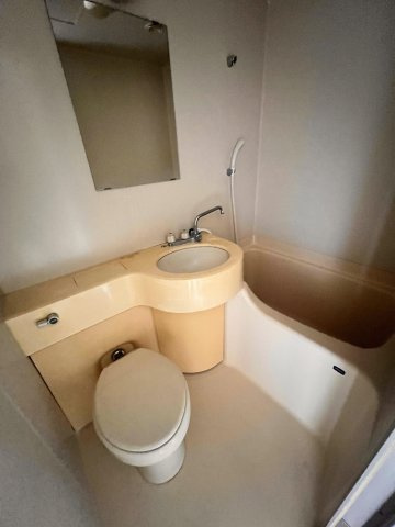 宇部市朝日町の賃貸マンションの浴室