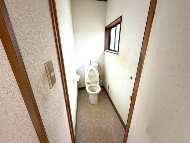 唐津市双水　続き和室　4LDKのトイレ