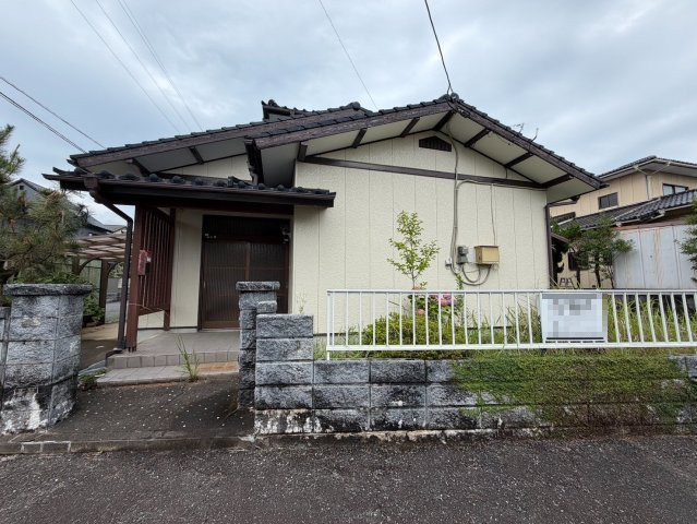 唐津市双水　続き和室　4LDKの外観