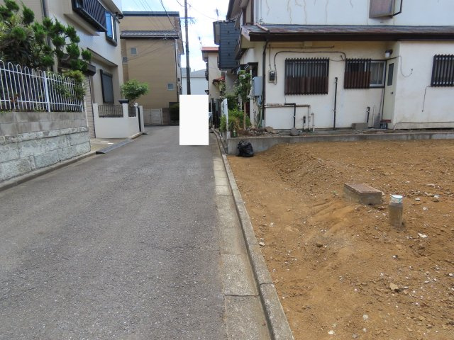 鶴ヶ島市上広谷売地の前面道路含む現地写真