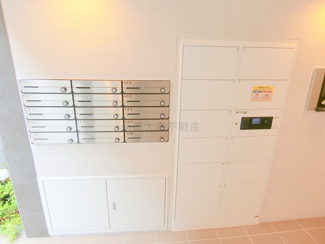 LUORE(ルオーレ千鳥町のその他共用部分|メールボックス　宅配ボックス
