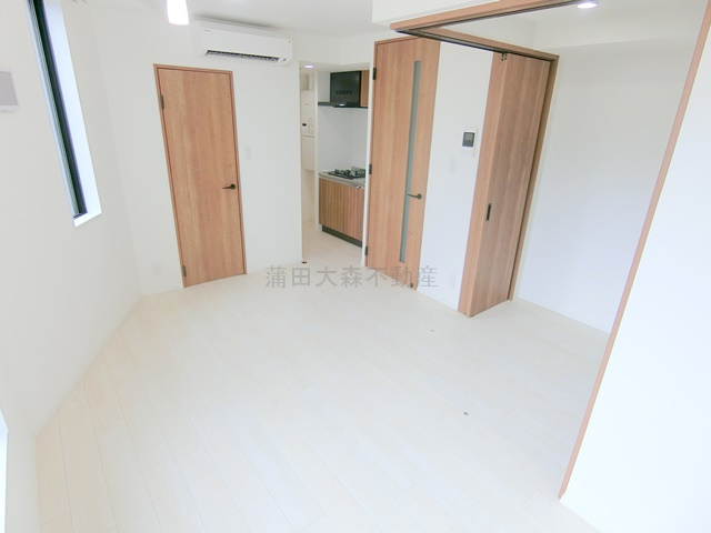 LUORE(ルオーレ千鳥町の居間・リビング