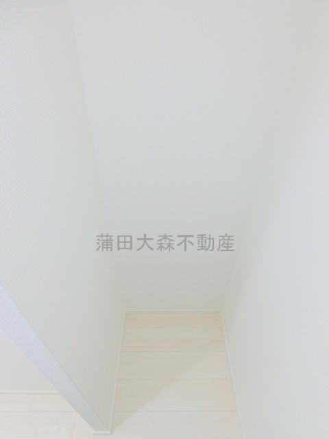 LUORE(ルオーレ千鳥町のキッチン|冷蔵庫置き場