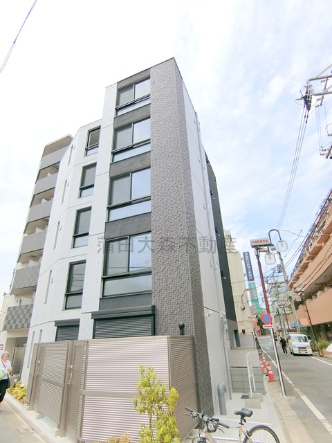 LUORE(ルオーレ千鳥町の外観|2026年6月築　RC鉄筋コンクリート造地上5階建て総戸数14戸
東京都大田区千鳥1丁目　東急池上線千鳥町駅徒歩1分、東急多摩川線武蔵新田駅徒歩9分