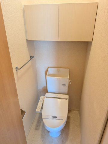 【トイレ】 | メゾン・ドゥ・ボネール | キレイな個室空間です