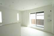 Avenir Eastの画像
