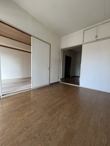 熱田マンションの内装