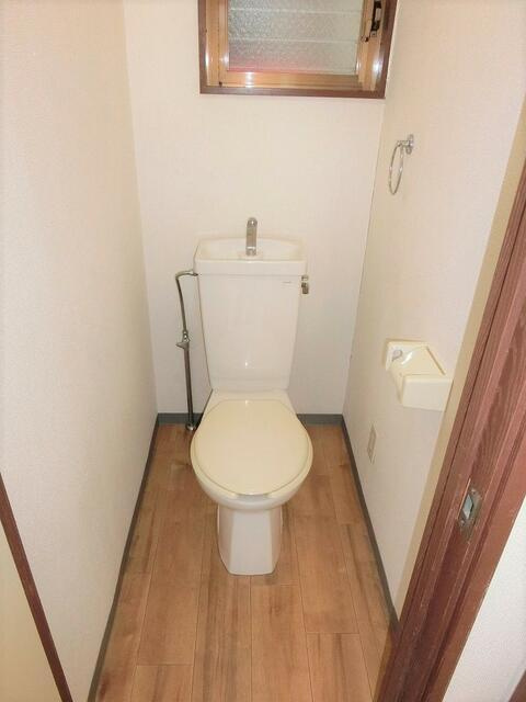 ルミネ新中野のトイレ|落ち着いたトイレです