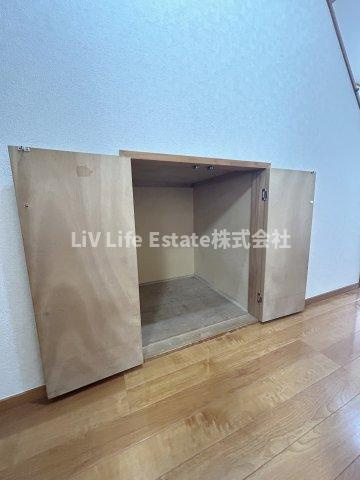 廻田町3丁目貸家の収納