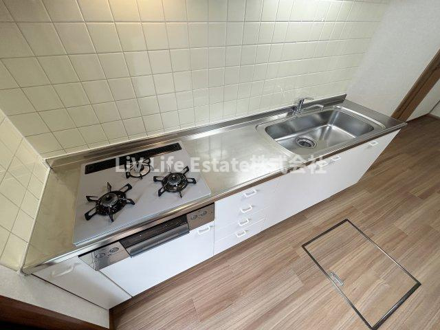 廻田町3丁目貸家のキッチン