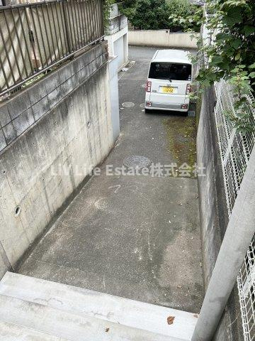 廻田町3丁目貸家