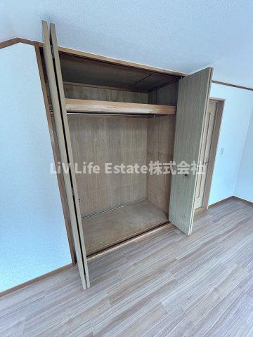 廻田町3丁目貸家