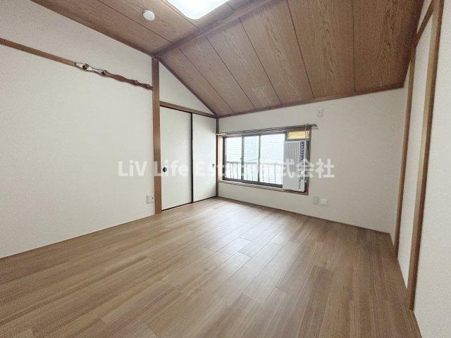 廻田町3丁目貸家