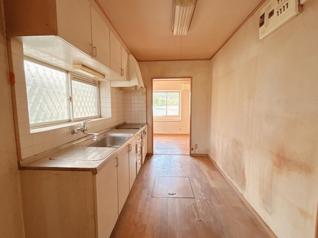 中古戸建　郡山市喜久田町字前北原　富田東小・富田中のキッチン|【リフォーム前】
