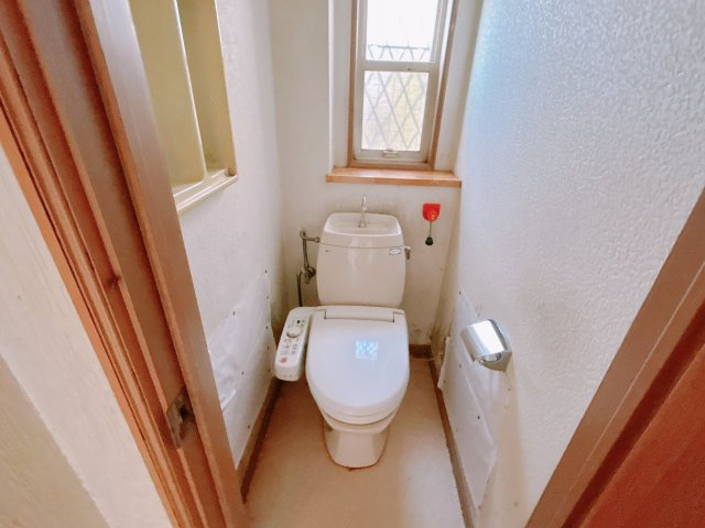 中古戸建　郡山市喜久田町字前北原　富田東小・富田中のトイレ|【リフォーム前】